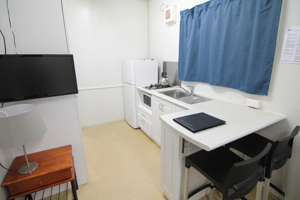 Coral Coast Tourist Park Hotel Carnarvon Bagian luar foto