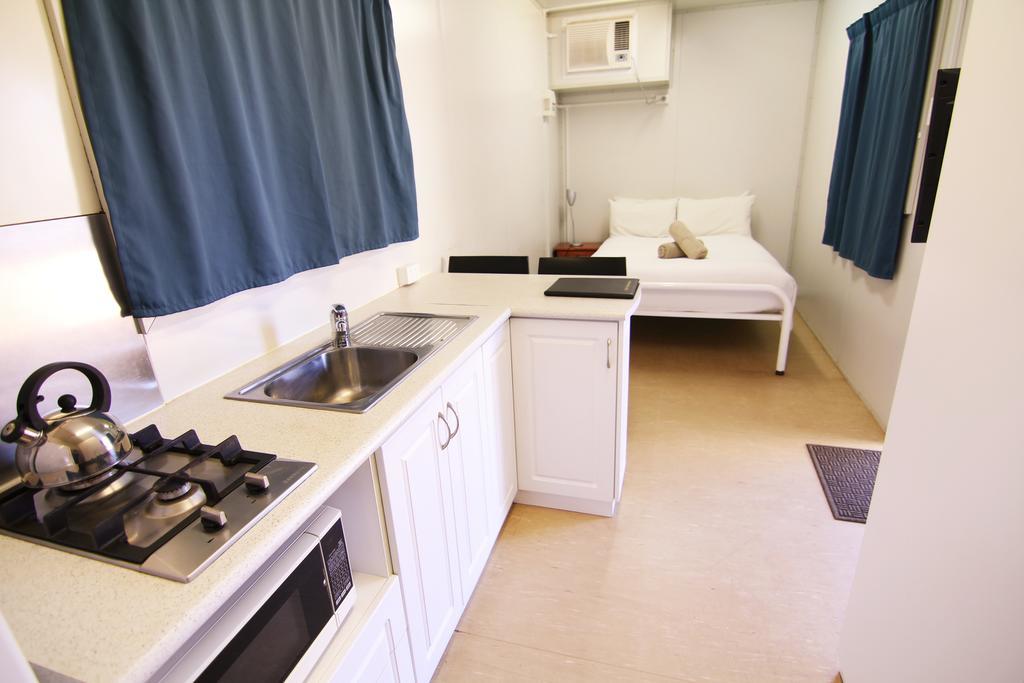 Coral Coast Tourist Park Hotel Carnarvon Bagian luar foto