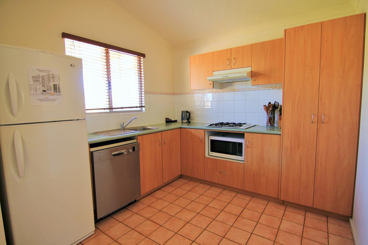 Coral Coast Tourist Park Hotel Carnarvon Bagian luar foto